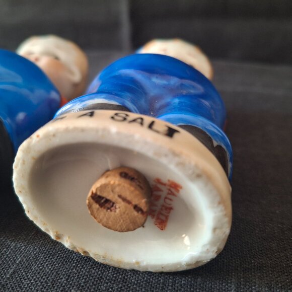 Vintage 1940s MIJ Made in Japan Ceramic Salt and Pepper Shakers Sailor Boys - Picture 7 of 8